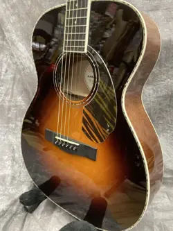 FENDER ACOUSTICS PO-220E