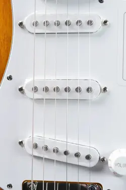 FENDER STANDARD STRATOCASTER ELECTRIC GUITAR - 3-COLOR SUNBURST