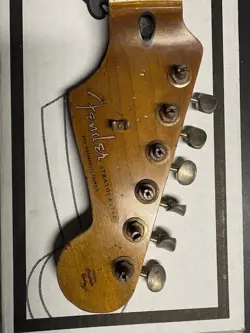RELIC'D FENDER