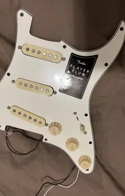 2024 FENDER PLAYER PLUS SERIES STRAT LOADED PICKGUARD NOISELESS PICKUPS NEW