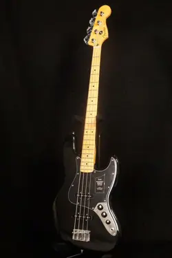 FENDER PLAYER II JAZZ BASS MAPLE FINGERBOARD BLACK  S N MX24041576