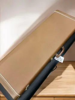 DELUXE STRAT/TELE HARD