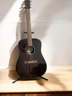 LOW ACTION EXCELLENT