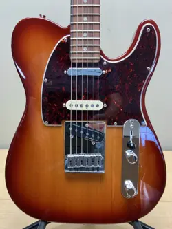 FENDER PLAYER PLUS NASHVILLE TELECASTER - SIENNA SUNBURST - 2024