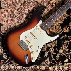 FENDER VINTERA 60S STRA