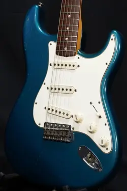FENDER 1969 STRATOCASTER LAKE PLACID BLUE