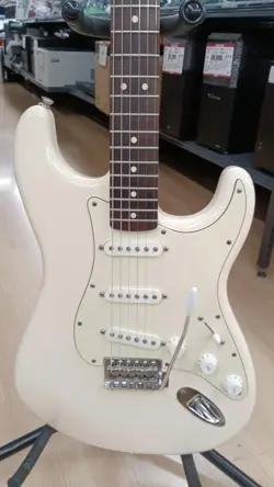 FENDER MEXICO STANDARD STRATOCASTER USED 2013 ALDER BODY ROSEWOOD FINGERBOARD