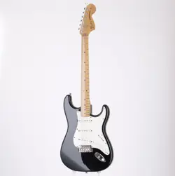 FENDER CLASSIC SERIES 70S STRATOCASTER MAPLE FRETBOARD BLACK 4.30KG 2007