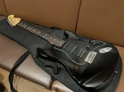 FENDER AMERICAN SPECIAL STRATOCASTER HSS #QOJQHN