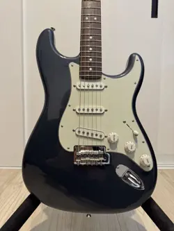 FENDER MIJ HYBRID II STRATOCASTER #QO9GKR