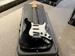 FENDER STRATOCASTER INTERNATIONAL COLOR SERIES CATHAY EBONY #GG9H6