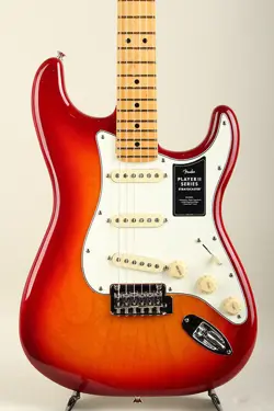 FENDER PLAYER II STRATOCASTER MN AGED CHERRY BURST S N MXS24067294