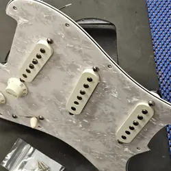 2000 FENDER AMERICAN STRAT LOADED PICKGUARD ALNICO V USA PICKUPS ELECTRIC GUITAR