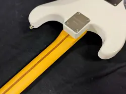 SPECIAL STRATOCASTER RW