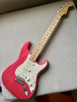 2010 FENDER JAPAN STRATOCASTER ST57 ELECTRIC GUITAR