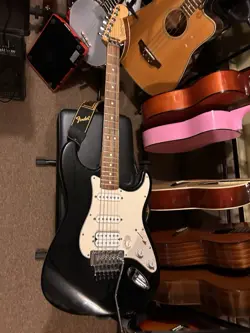FENDER STRATOCASTER HSS WITH FLOYD ROSE MADE IN MEXICO 2004 ELECTRIC GUITAR