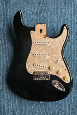 LOADED SQUIER STRATOCASTER