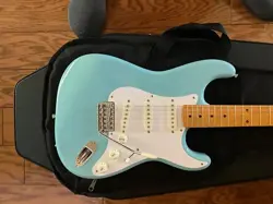 TRADITIONAL ‘50S STRATOCASTER