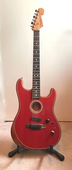 FENDER AMERICAN ACOUSTASONIC STRATOCASTER ACOUSTIC/ELECTRIC GUITAR