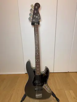 FENDER JAPAN AERODYNE JAZZ BASS AERODYNE SAFE PACKING!