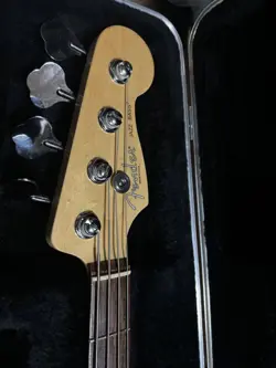 FENDER AMERICAN STANDARD JAZZ BASS SAFE PACKING!