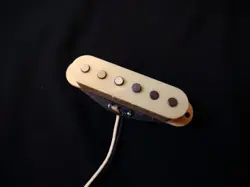 JOHNSTON STRATOCASTER MIDDLE