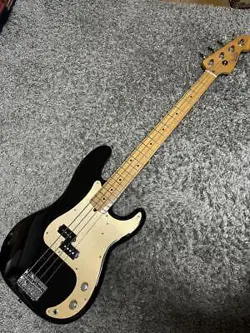 FENDER / VINTERA II 50S PRECISION BASS