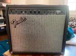  FENDER CHAMPION 110 2-CHANNEL 25-WATT 1X10
