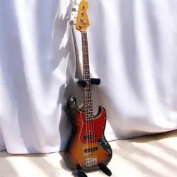 FENDER JAPAN JB62-75 JAZZ BASS ELECTRIC BASS GUITAR