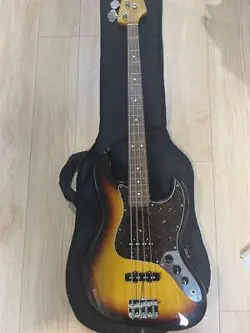2017 FENDER JAPAN JAZZ BASS WITH SOFT CASE