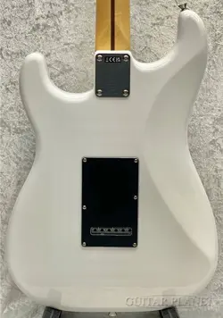 STRATOCASTER -ARCTIC WHITE