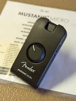 FENDER MUSTANG MICRO HEADPHONE AMP GUITAR AMPLIFIER
