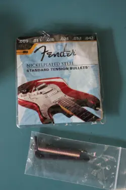 .009-042 STRING FREE