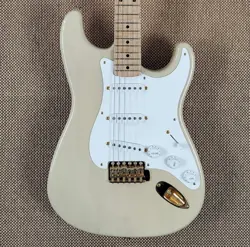 KAYE STRATOCASTER SUPER