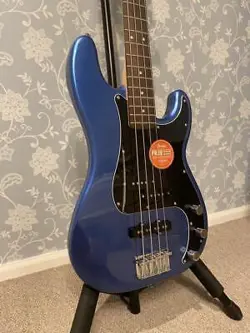 FENDER SQUIER AFFINITY PRECISION BASS
