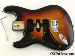 LEFTY FENDER PLAYER PLUS SERIES STRATOCAST STRAT BODY & HARDWARE 3TS