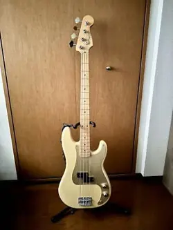 FENDER MEXICO VINTERA 50S PRECISION BASS