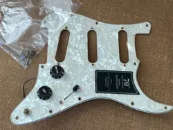 2024 FENDER PLAYER 70TH ANNIVERSARY STRATOCASTER GUITAR PICKGUARD POTS