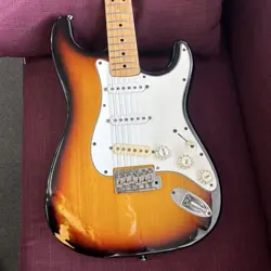 BODY FERNANDES STRATOCASTER