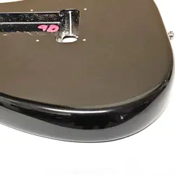 STANDARD STRATOCASTER ALDER