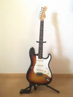 FENDER JAPAN STRATOCASTER #PF7PWF