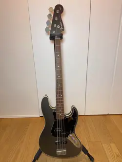 FENDER JAPAN AERODYNE JAZZ BASS FENDER AERODYNE JAZZ BASS GUITAR