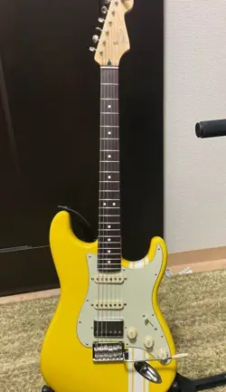 FENDER JAPAN HYBRID II STRATOCASTER LIMITED COLOR ELECTRIC GUITAR GOOD CONDITION