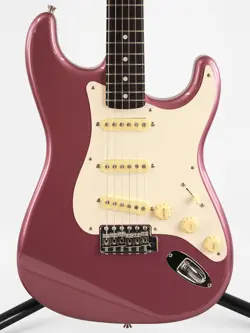 FENDER CHAR STRATOCASTER BURGUNDY *KJ302