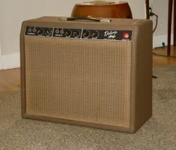 DELUXE AMPLIFIER IN