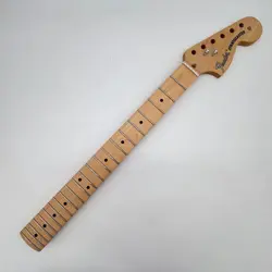 FENDER USA STRATOCASTER MAPLE NECK MINT/NEW 25005