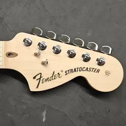 2007 FENDER STRAT MAPLE NECK HIGHWAY ONE / AMERICAN SPECIAL STRATOCASTER USA