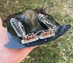 ORIGINAL FENDER MUSTANG