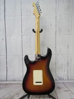 FENDER PLAYER II STRATOCASTER ELECTRIC GUITAR - 3-COLOR SUNBURST