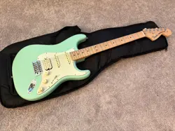 FENDER AMERICAN PERFORMER STRATOCASTER HSS - SATIN SURF GREEN MAPLE FB